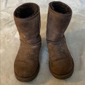 Ugg classic short boots